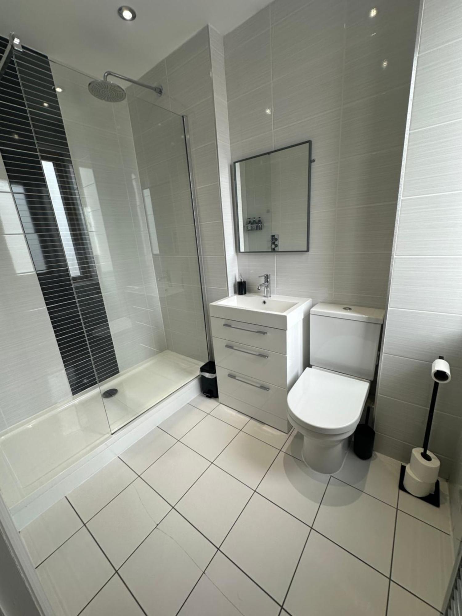 Spacious 4Br 4Ba Gated Townhouse With Balconies, Central Jq Birmingham Kültér fotó