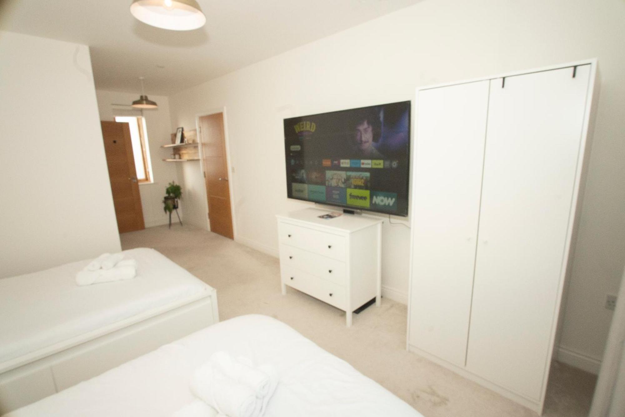Spacious 4Br 4Ba Gated Townhouse With Balconies, Central Jq Birmingham Kültér fotó