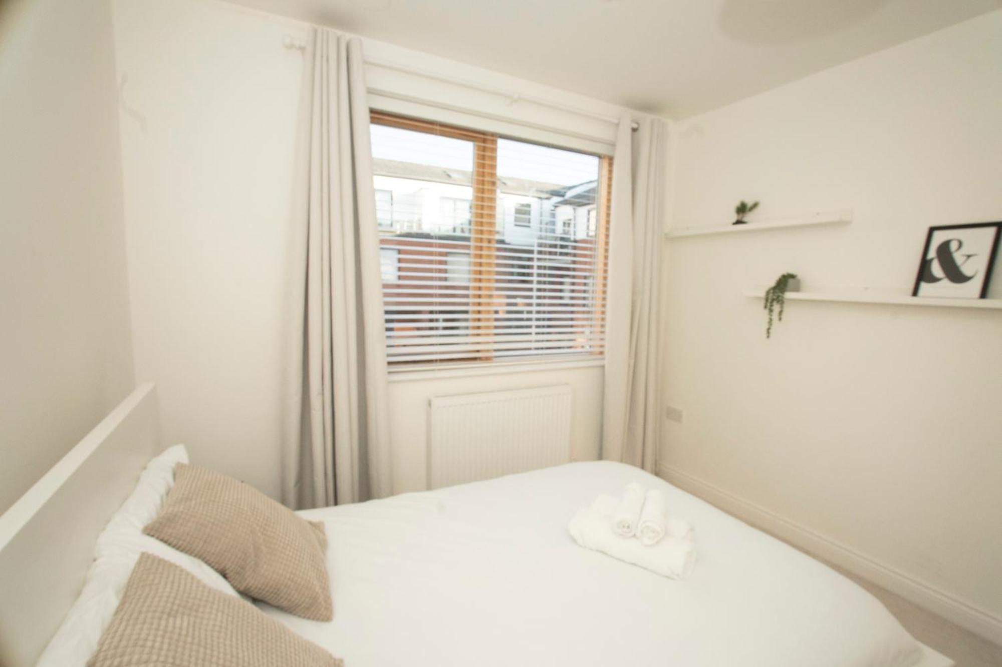 Spacious 4Br 4Ba Gated Townhouse With Balconies, Central Jq Birmingham Kültér fotó